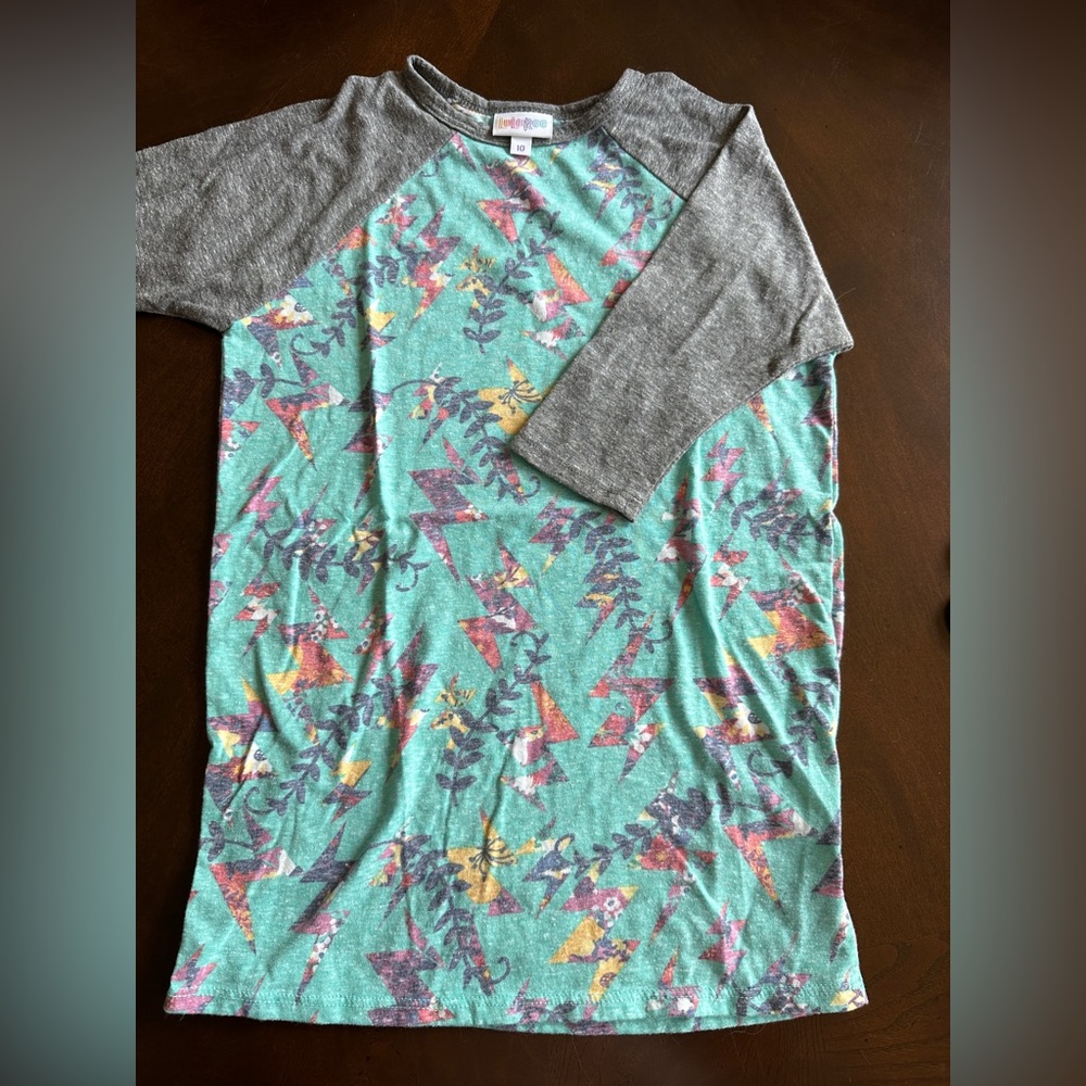LulaRoe Girls‎ Raglan Sloan Shirt, Size 10